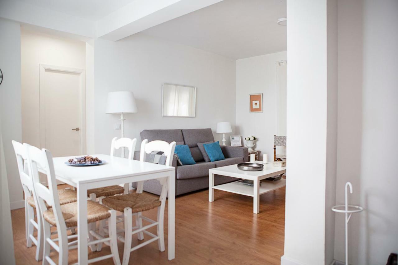 Apartamento Mendoza Seville Exterior photo