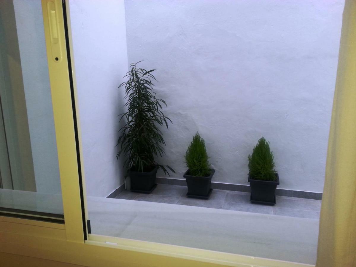 Apartamento Mendoza Seville Exterior photo